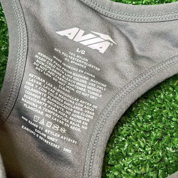 Avia Sports Bra SIZE LARGE FRONT ZIP - Picture 2 of 3